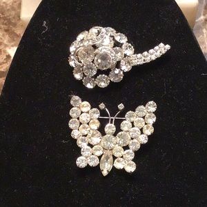 2 beautifully maintained vintage pendants